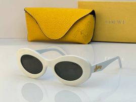 Picture of Loewe Sunglasses _SKUfw52367609fw